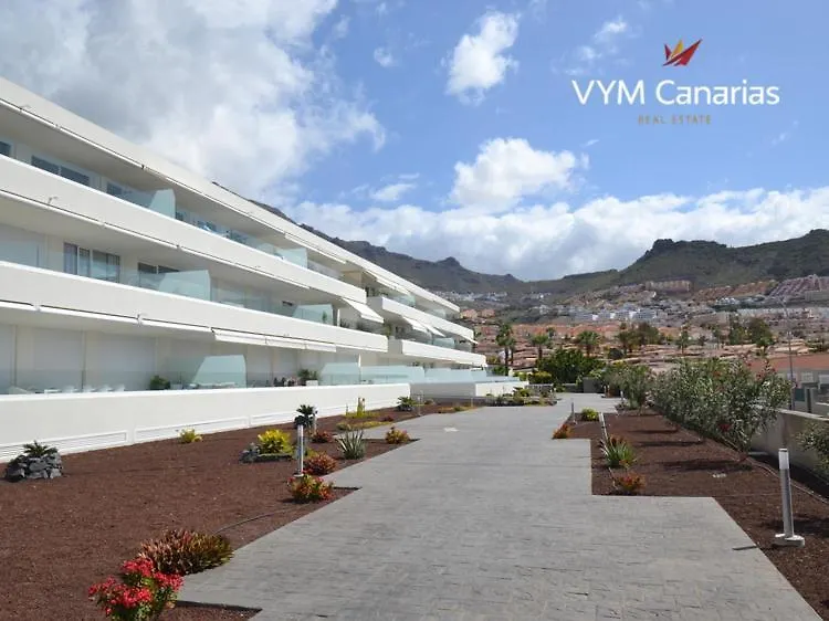Las Terrazas: New Apartment with Heated Pool and Garden Terrace Costa Adeje  Costa Adeje (Tenerife)